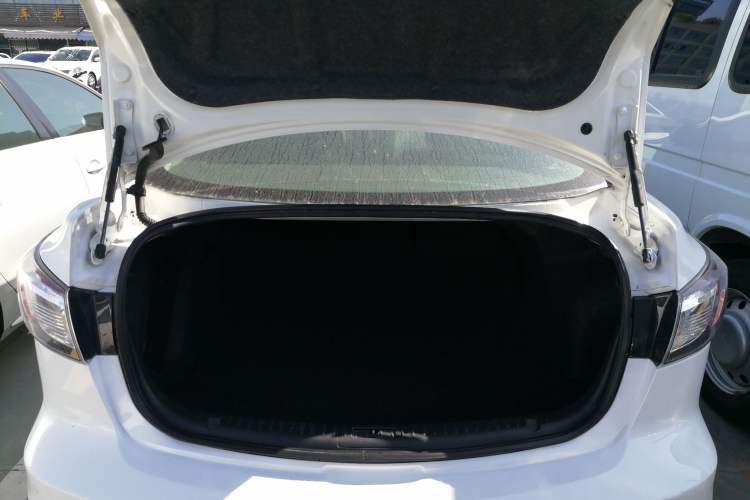 Used Mazda 3 2015 Sedan 1.6L Automatic Elite Model