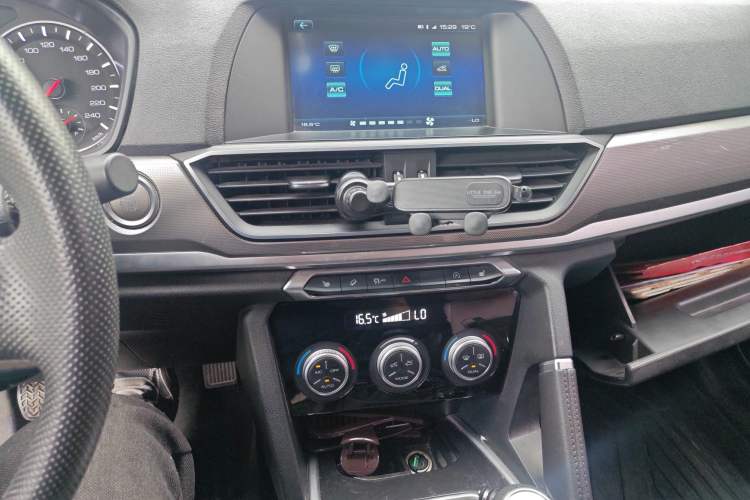 Used Haval H6 2018 Red-Label Sport Version 1.5T Manual Two-Wheel Drive Elite Model