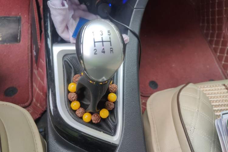 Used CHANGAN Alsvin V7 2015 1.6L Manual Enjoyment Model China IV Standard