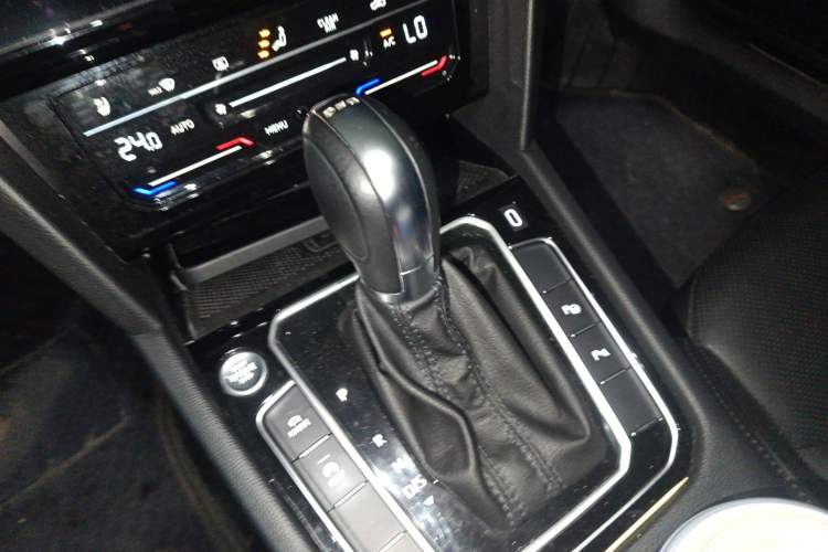 Used Volkswagen FAW-Volkswagen CC 2023 Hunting Vehicle 380TSI Hunter's Heart Edition