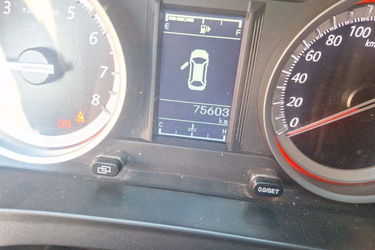 Used FORTHING Joyear X5 2017 Jingxiang Series 1.5T Manual Luxury Model Odometer Close Up