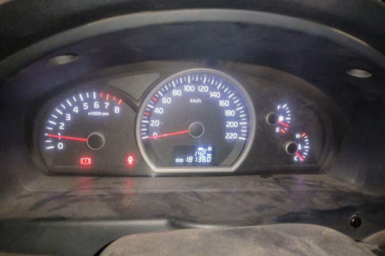 Used Kia Sportage 2013 2.0L Manual Two-Wheel Drive GLS Instrument Cluster