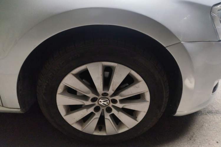 Used Volkswagen Lavida 2013 Restyled Classic 1.6L Automatic Comfort Edition