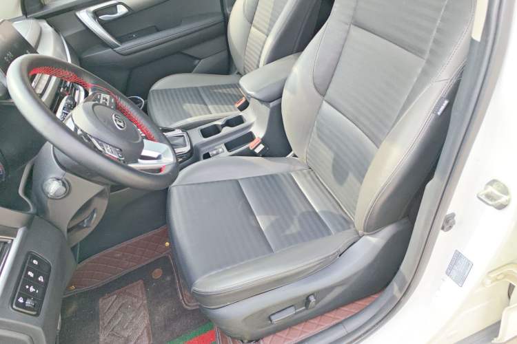 Used Kia Sportage R 2018 2.0L Automatic Smart Luxury Version China V Standard Left Front Seat