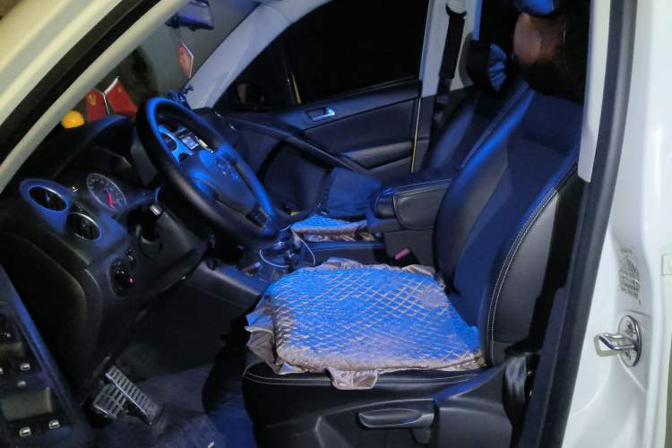 Used Volkswagen Tiguan L 2016 300TSI Automatic Two-Wheel Drive Trend Edition