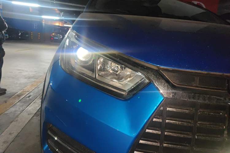 Used BYD Yuan New Energy 2018 EV360 Smart Connect Cool Edition Right Front Headlight