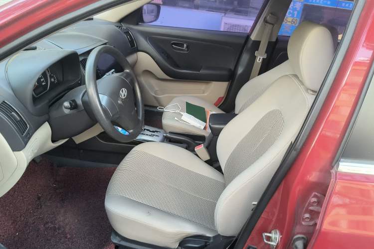 Used Hyundai Celesta 2011 1.6L Automatic Comfort Edition
