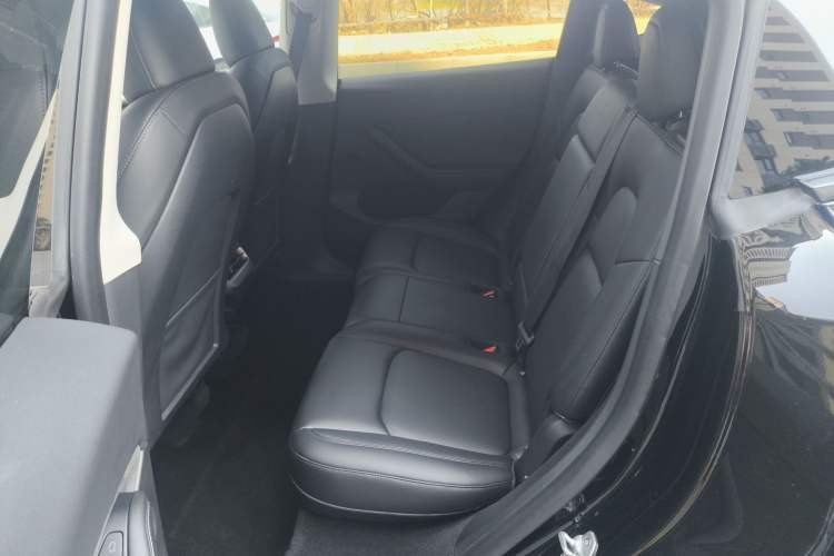 Used Tesla Model Y 2022 Revised Version Long-Range All-Wheel Drive Left Rear Seat