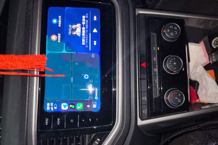 Used Volkswagen T-ROC 2021 280TSI DSG Two-Wheel Drive R-Line Pro Connected Version
