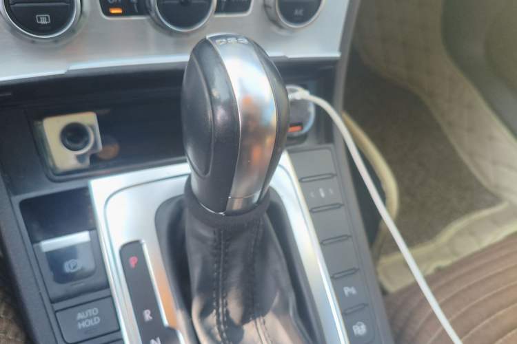 Used Volkswagen CC 2015 3.0 FSI V6 Gear Lever