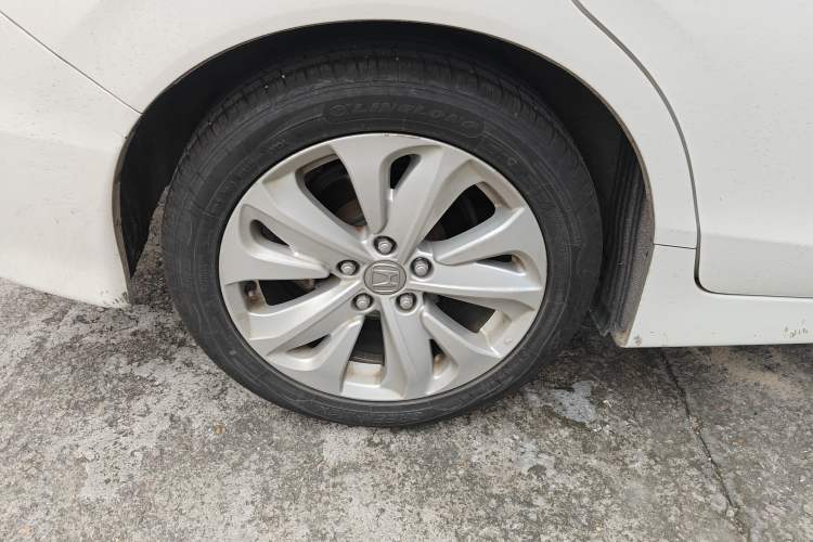 Used Honda Jade 2020 1.8L automatic Comfort version Right Rear Wheel Hub