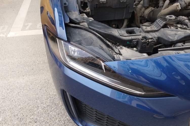 Used Jaguar XEL 2021 2.0T 250 PS R-DYNAMIC S Advanced Sport Edition Right Front Headlight