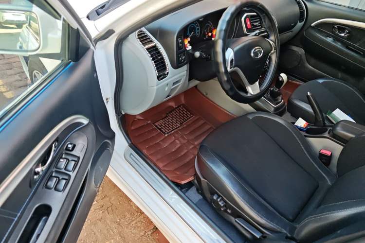 Used Soueast V3 Lingyue 2015 1.5L Manual Style Edition
