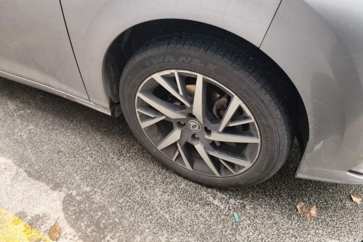 Used Dongfeng Aeolus Yixuan 2020 230T Automatic Advanced Edition Right Front Wheel Hub