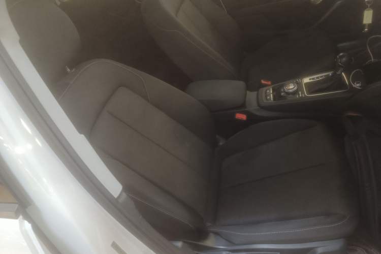 Used Audi Q2L 2021 35 TFSI Progressive Dynamic Edition
