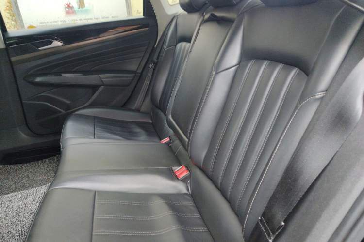 Used Volkswagen Passat 2021 280TSI Business Edition Left Rear Seat