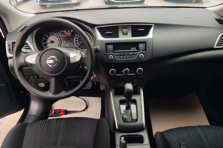 Used Nissan Sylphy 2022 Classic 1.6XE CVT Comfort Edition Gear Lever