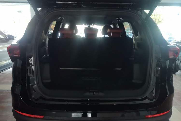 Used JETOUR X70 PLUS 2024 Champion Edition 1.5T DCT Champion MAX 5-Seater Trunk