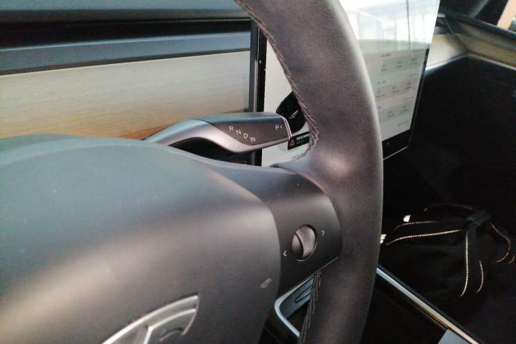 Used Tesla Model Y 2022 Rear-Wheel-Drive Version
