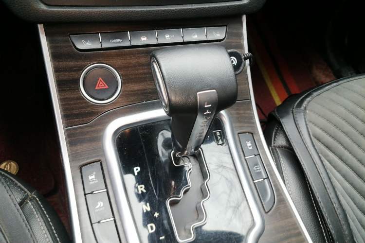 Used Land X7 2015 2.0T Panoramic Prestige Edition