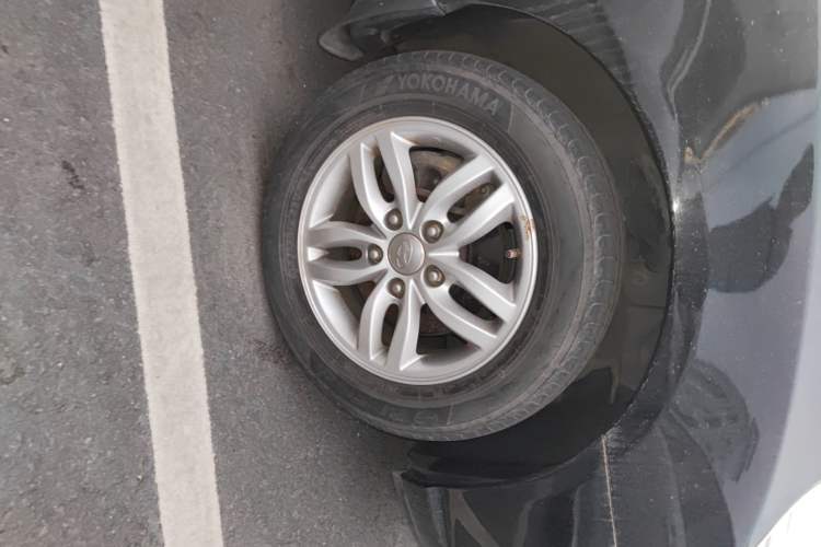 Used Hyundai Celesta 2011 1.6L Manual Comfort Edition
