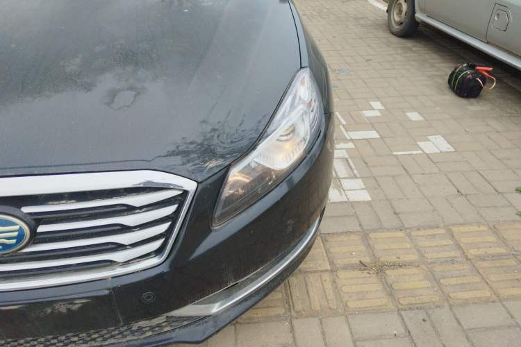 Used Bestune B70 2014 2.0L automatic luxury version Left Front Headlight