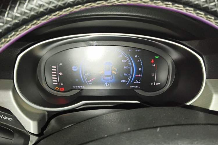 Used Geely Auto Emgrand X7 Sport 2018 1.8TD Automatic Two-Wheel Drive Smart Connect 4G Internet Edition
