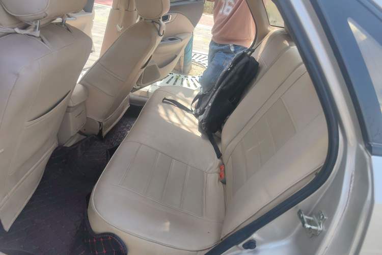 Used Buick Excelle 2013 1.5L Manual Classic Model