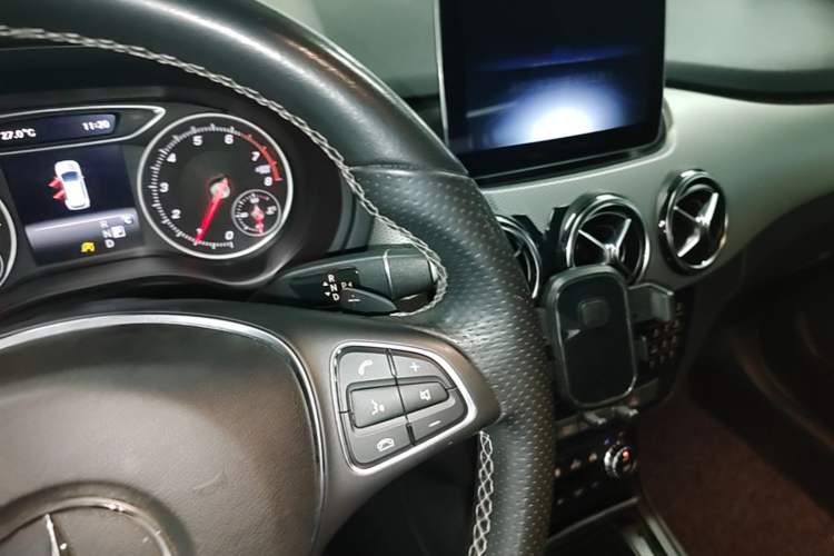 Used Mercedes-Benz B-Class 2018 B 200 Fashion Model

