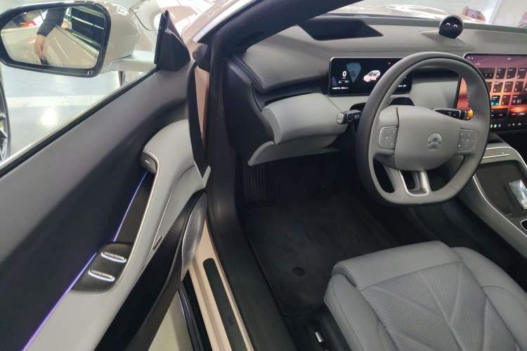 Used Nio ET5T 2025 75 kWh Touring
