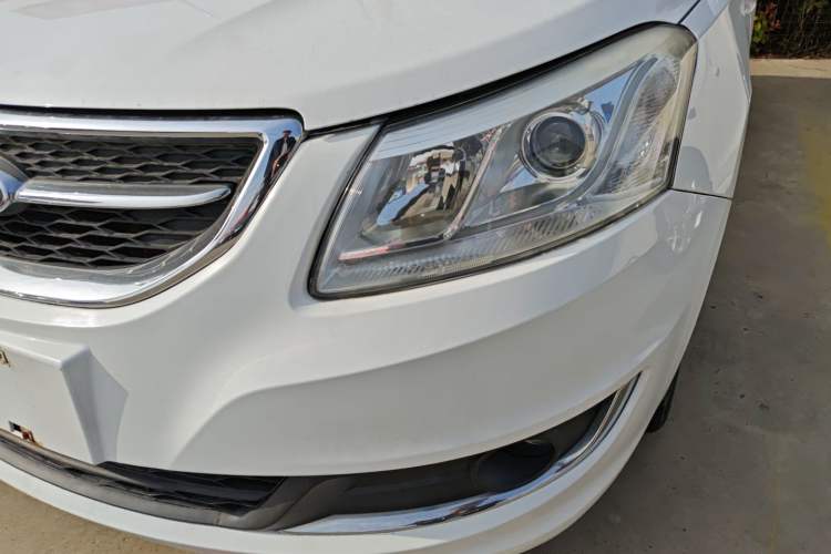 Used Chery E3 2015 1.5L Manual Fashion Model