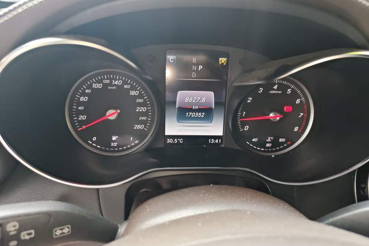 Used Mercedes-Benz GLC 2019 GLC 260 L 4MATIC Dynamic Model