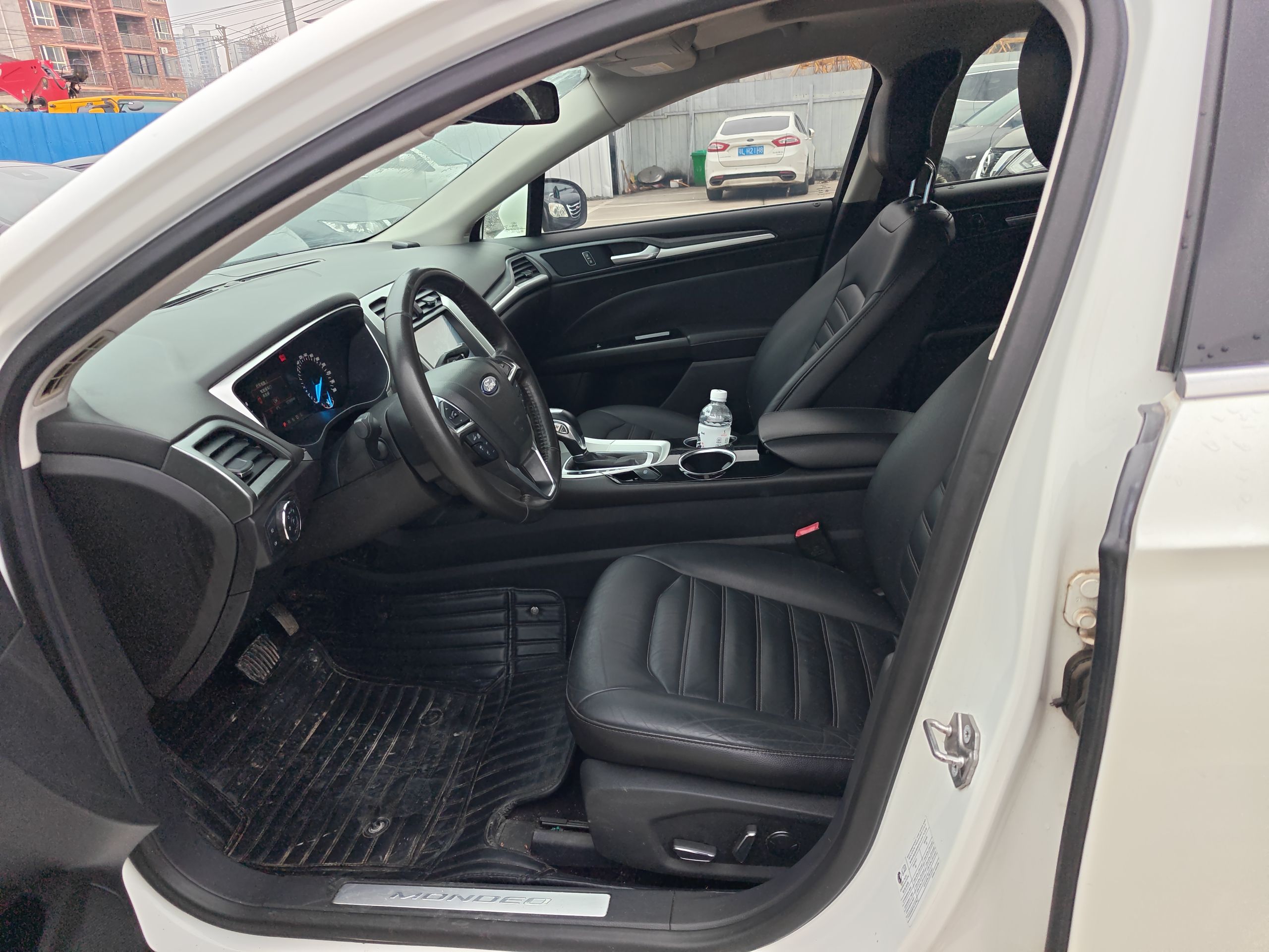 Avant de la voiture