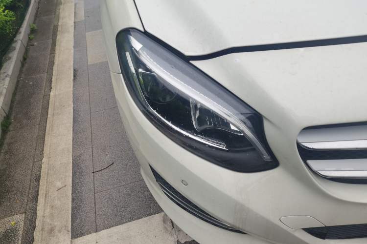 Used Mercedes-Benz B-Class 2015 B 200 Fashion Model