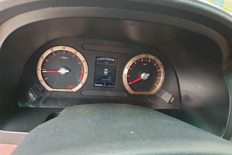 Used FORTHING Lingzhi 2018 M5L 1.6L 7-Seater Luxury Model Instrument Cluster