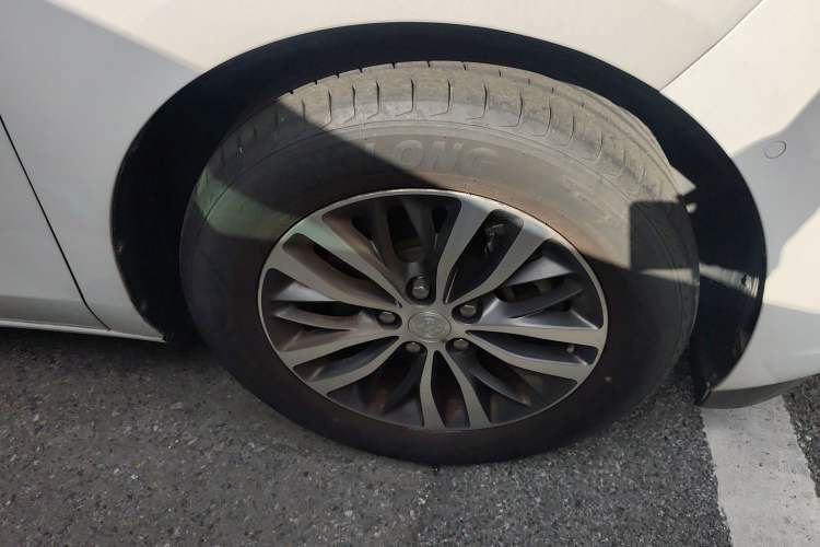 Used Buick GL8 2020 ES Land Cruiser 653T Luxury Edition
