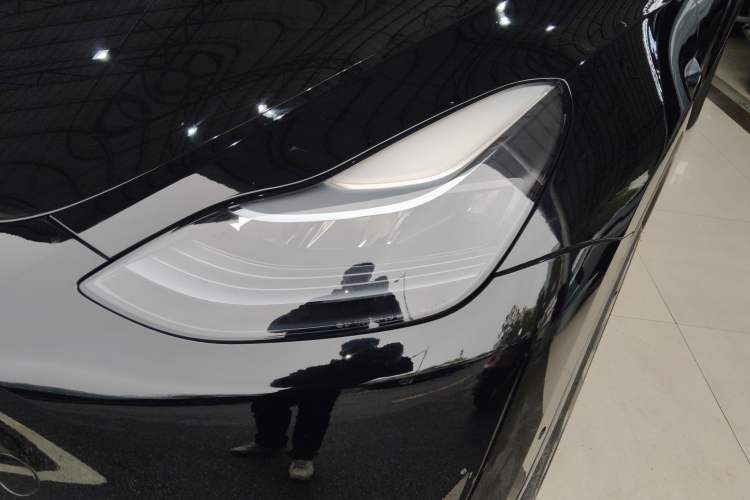 Used Tesla Model Y 2022 Rear-Wheel-Drive Version
