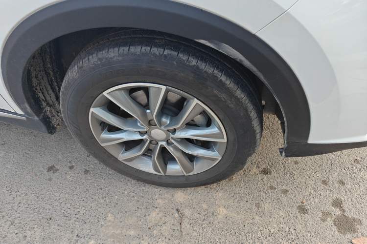 Used Roewe RX5 2023 PLUS 330TGI Automatic Trendsetting Smart Edition