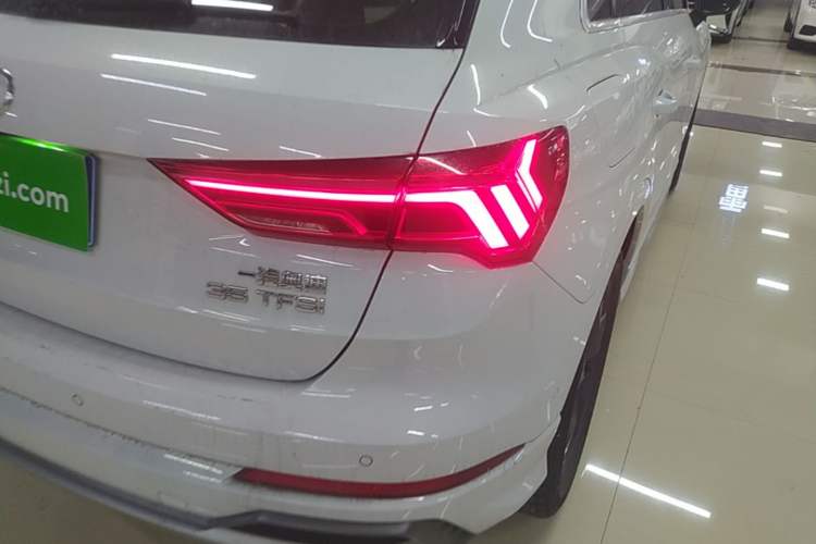 Used Audi Q3 2021 35 TFSI Fashion Dynamic Model