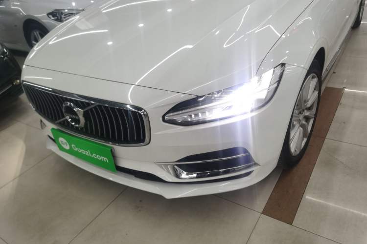 Used Volvo S90 2020 Facelifted T5 Zhiyi Luxury Edition