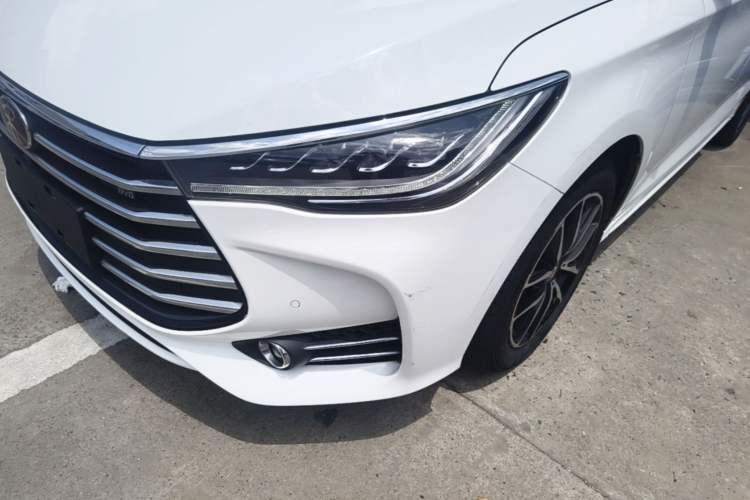 Used BYD Song MAX 2017 1.5T Automatic Smart Connect Prestige 7-Seater