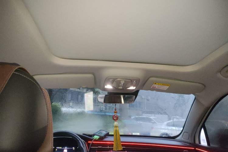 Used Roewe RX5 MAX 2019 300TGI Automatic Intelligent Driving Health Cabin Edition Headliner