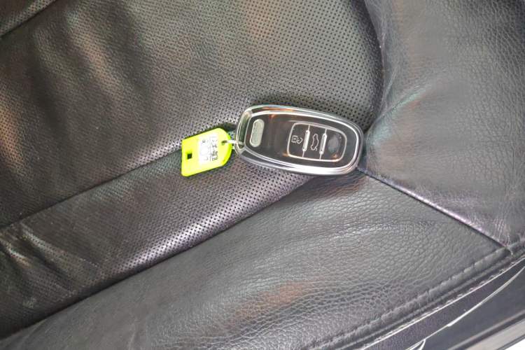 Used Audi Q7 2012 3.0 TFSI Ambition (200kW) Vehicle Key