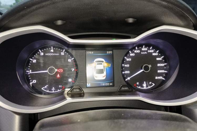 Used Geely Auto Emgrand GL 2018 1.8L Manual Elite Smart Connectivity Version Odometer Close Up
