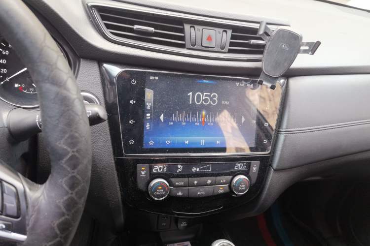 Used Nissan X-Trail 2019 2.0L CVT Smart Connect Comfort Edition 2WD