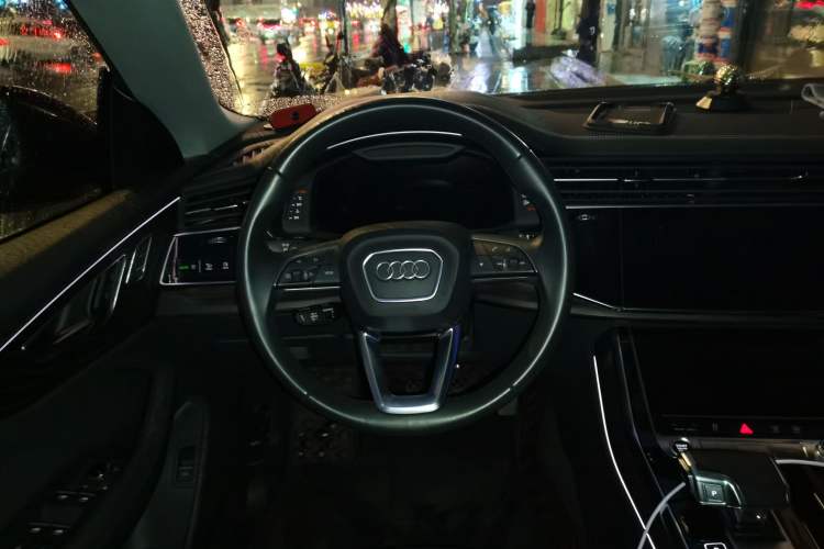 Used Audi Q8 2023 55 TFSI Luxury Dynamic Edition
