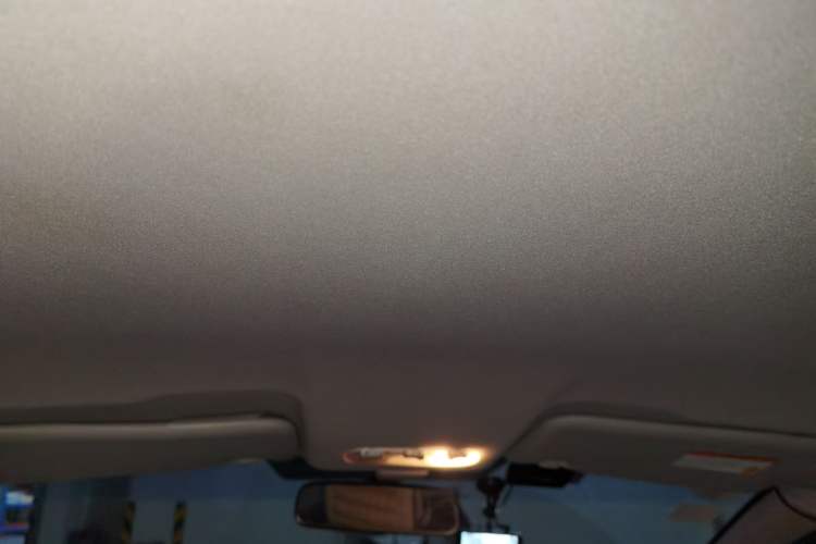 Used Nissan Qashqai 2012 2.0 XL Fire CVT 2WD Headliner