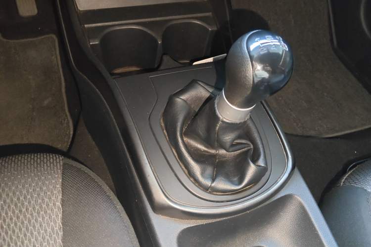 Used Honda Gienia 2017 1.5L Manual Classic Edition