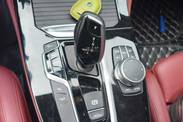 Used BMW X4 2021 xDrive 25i M Sport Package Gear Lever