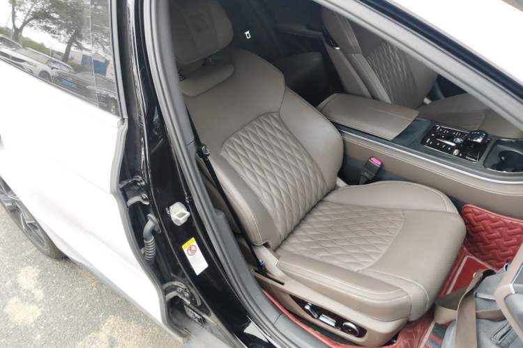 Used BYD Han 2022 EV Genesis Edition 715 km Front-Wheel-Drive Flagship Model
